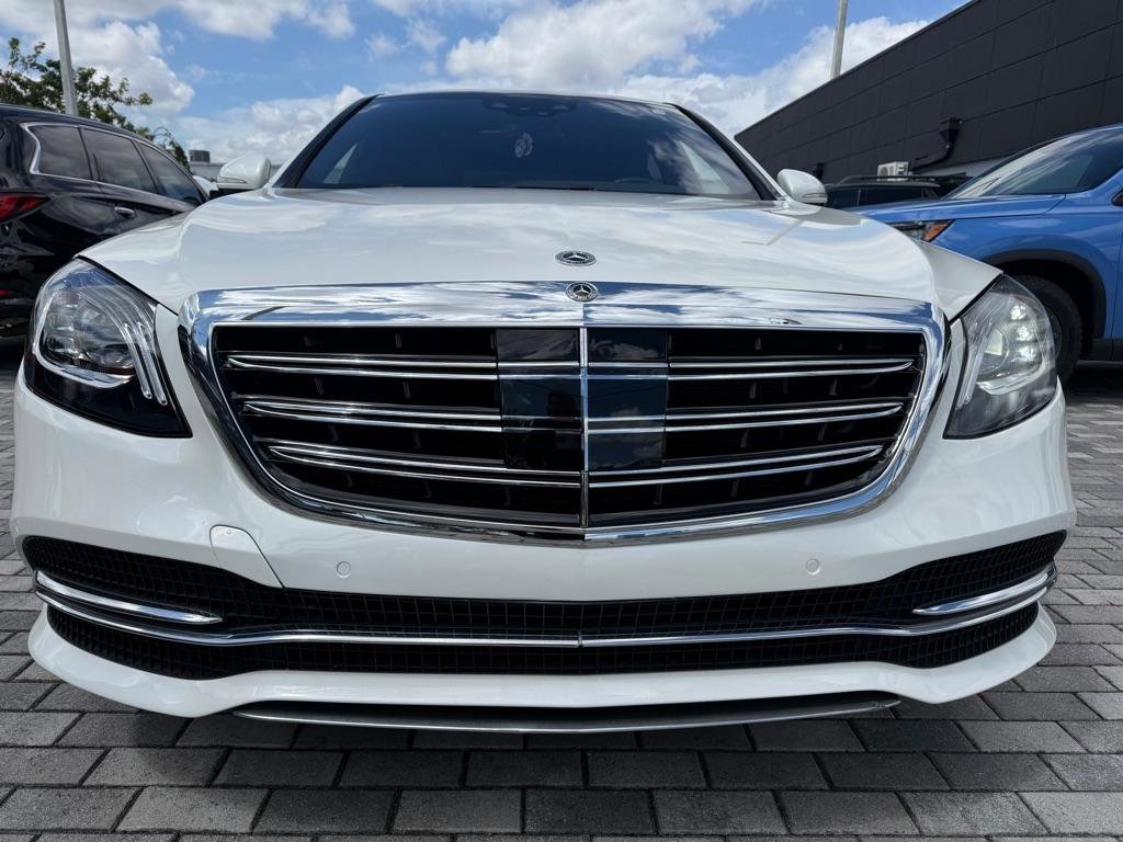 Used 2020 Mercedes-Benz S 560 Sedan image 2