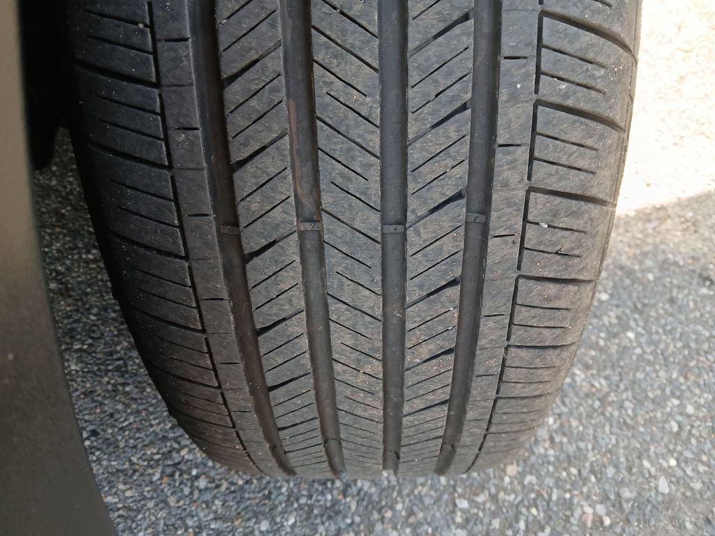 Used 2023 Volkswagen Atlas Cross Sport SE image 27