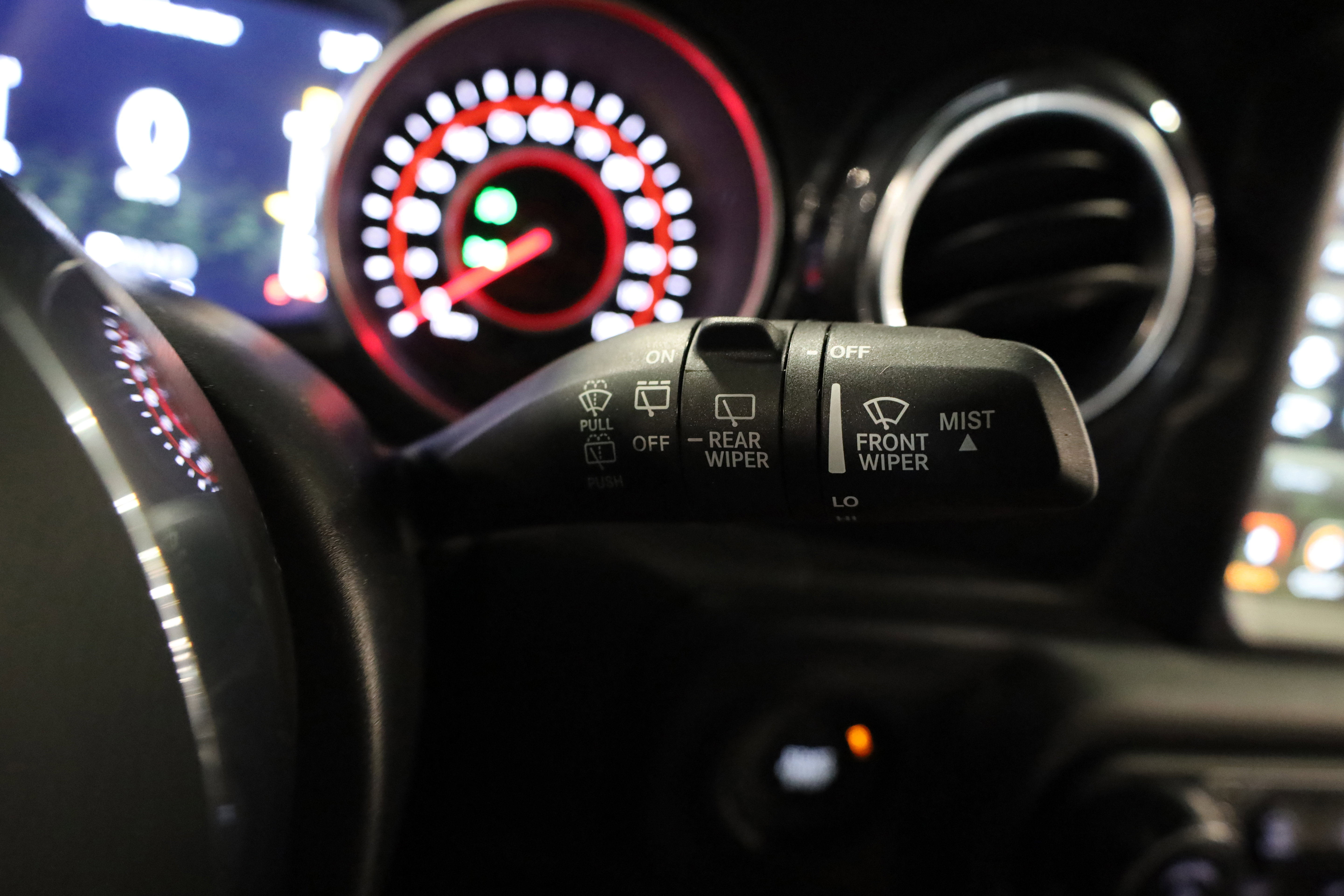 Used 2021 Jeep Wrangler Unlimited Rubicon w/ Trailer Tow Package image 24