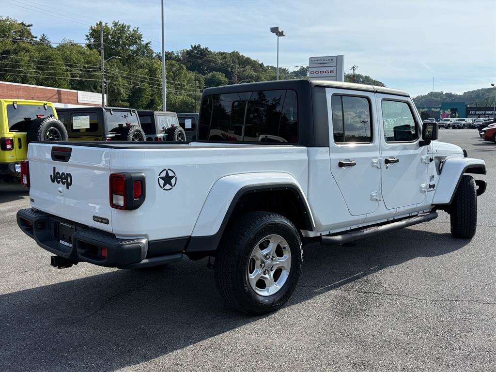 Used 2021 Jeep Gladiator Sport AWD/4WD image 4