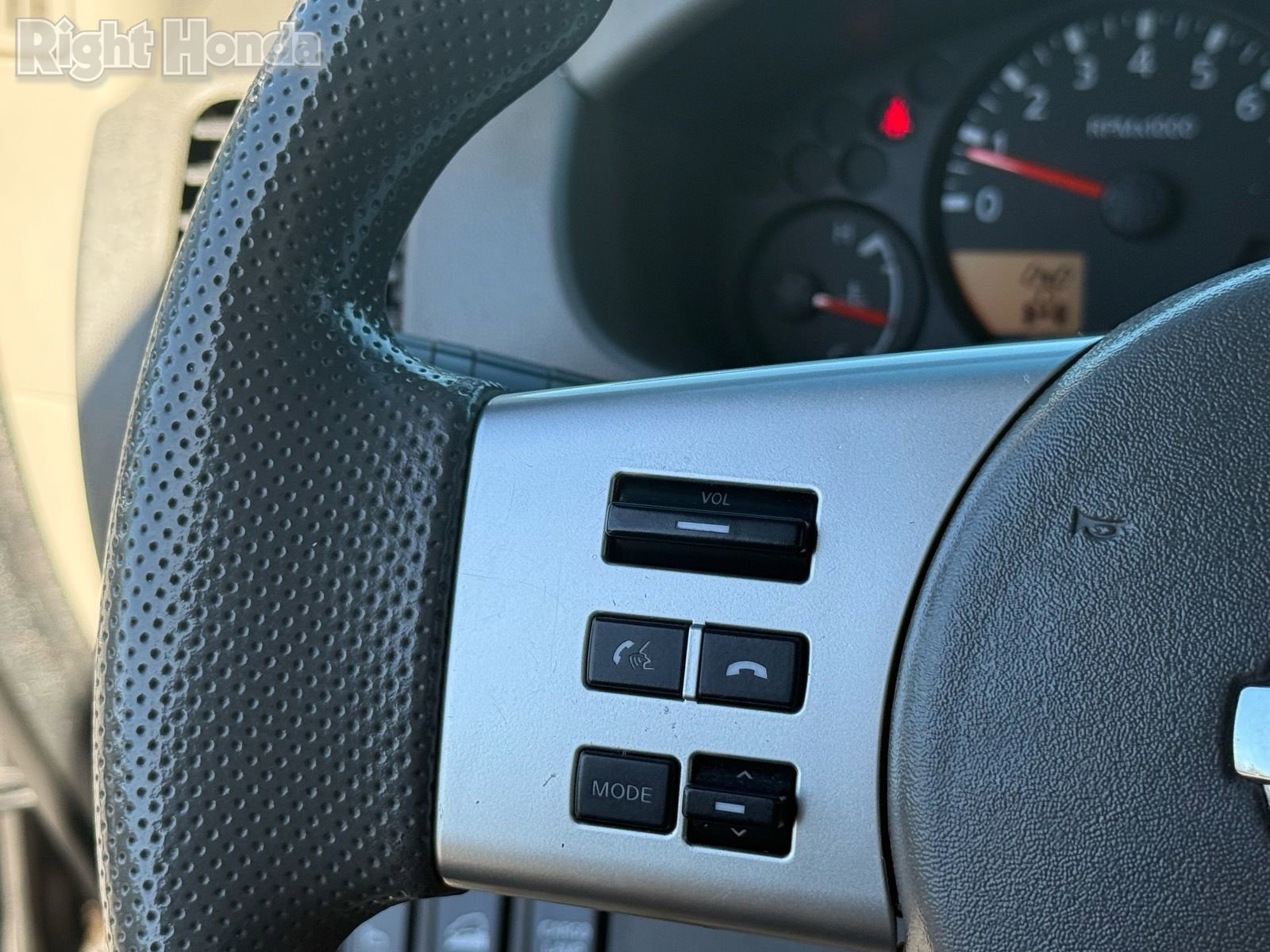 Used 2018 Nissan Frontier SV image 16