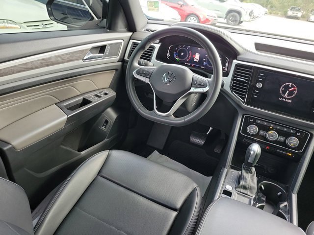 Used 2023 Volkswagen Atlas Cross Sport SE image 7