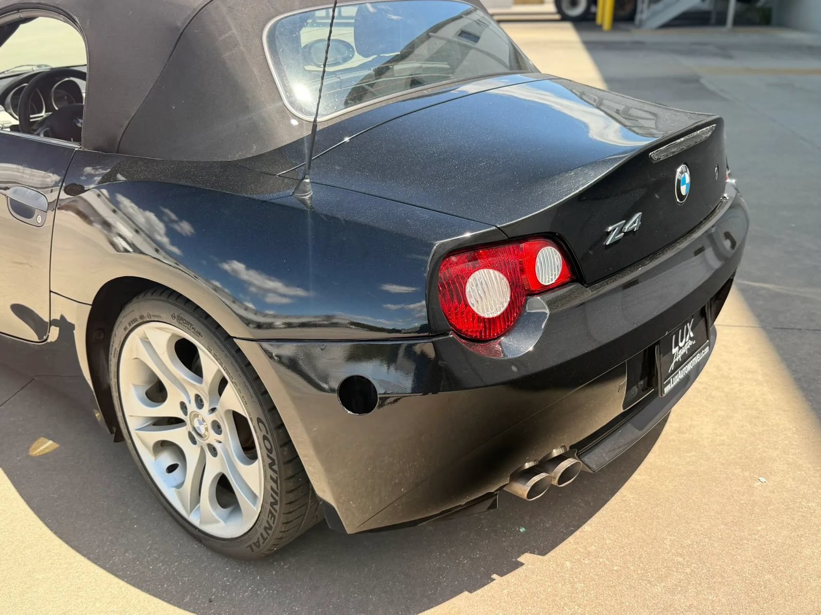 Used 2005 BMW Z4 3.0i RWD image 12