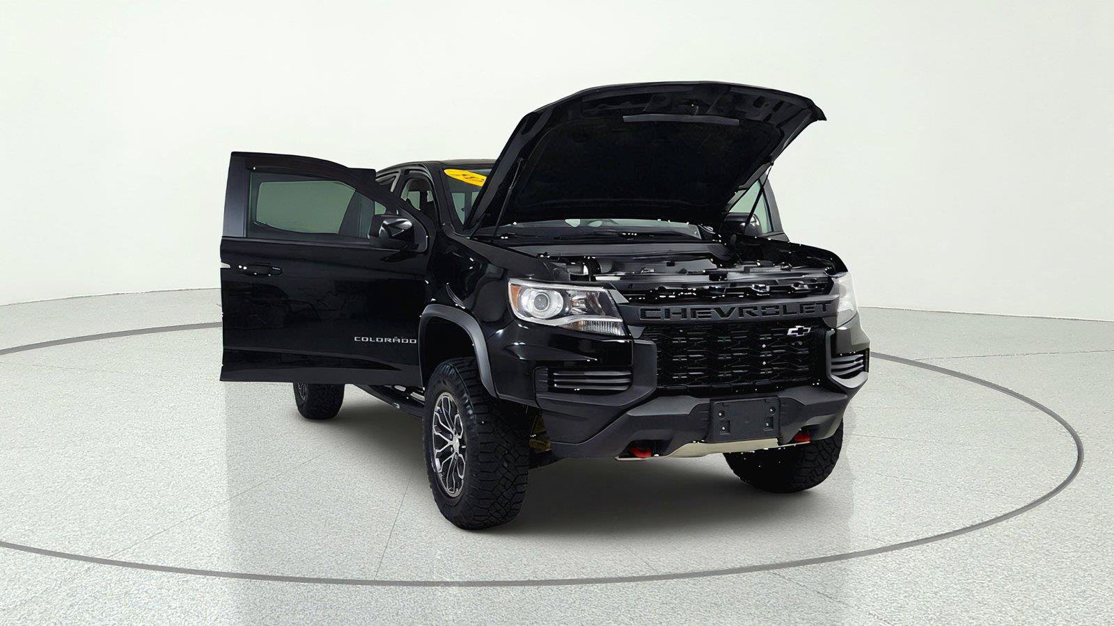 Used 2022 Chevrolet Colorado ZR2 AWD/4WD image 9