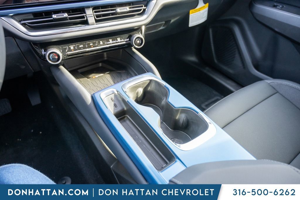 New 2026 Chevrolet Equinox EV LT image 12