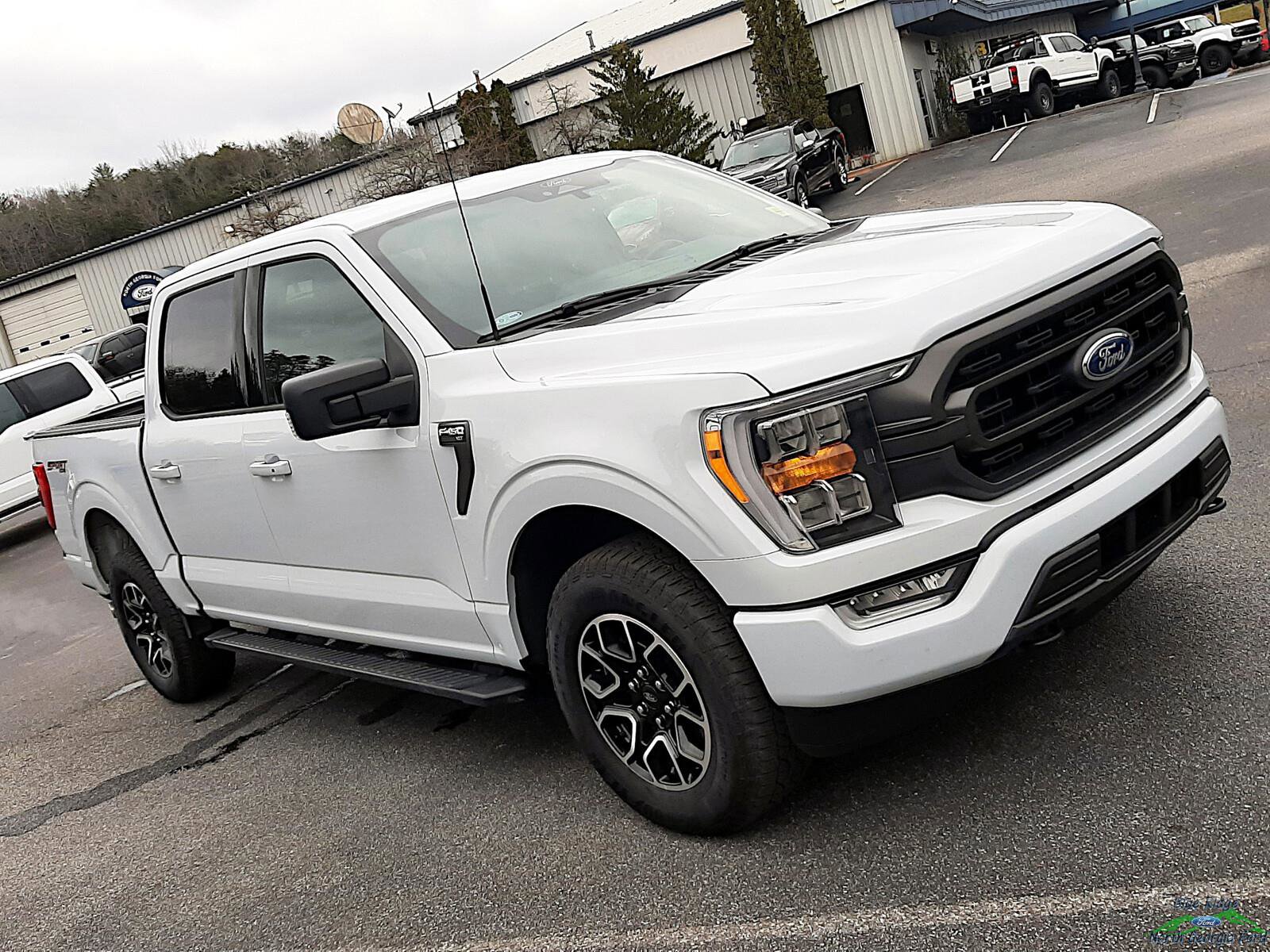 Used 2022 Ford F150 XLT w/ Equipment Group 302A High image 27