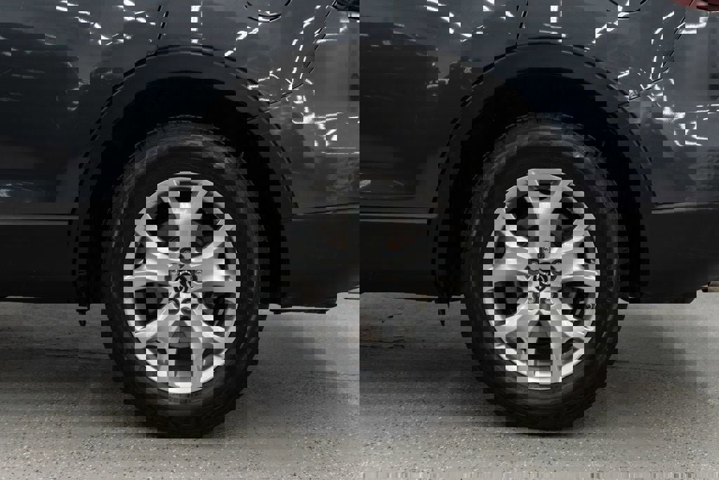 Used 2014 MAZDA CX-9 Touring w/ Touring Technology Package AWD/4WD image 31