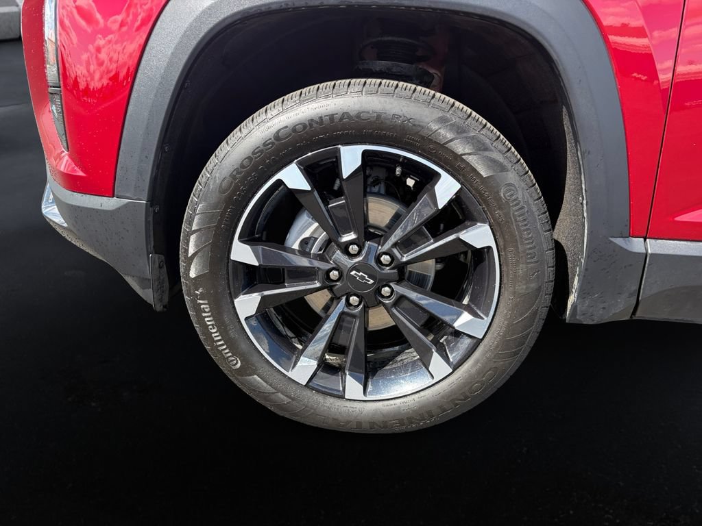 Certified 2026 Chevrolet Equinox RS w/ Convenience Package III FWD image 9