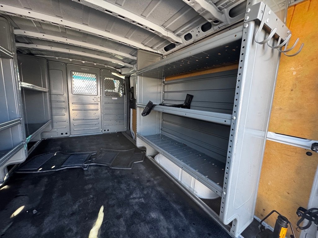 Used 2020 Nissan NV 1500 SV image 19