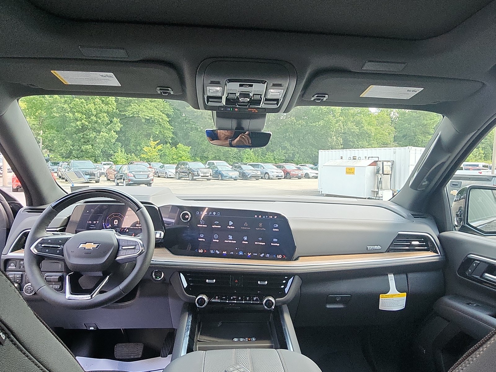 New 2026 Chevrolet Tahoe High Country AWD/4WD image 25