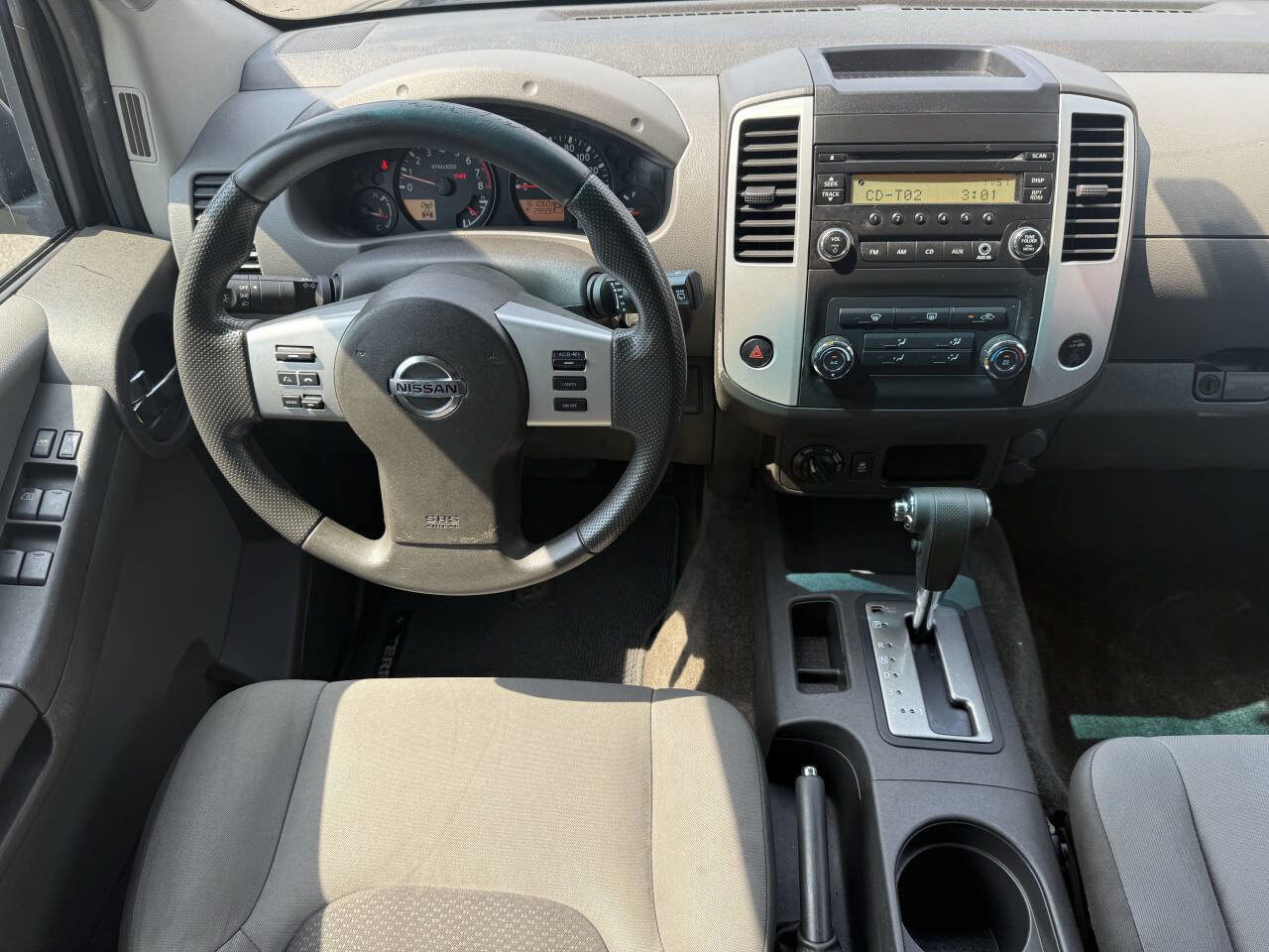 Used 2014 Nissan Xterra X image 17