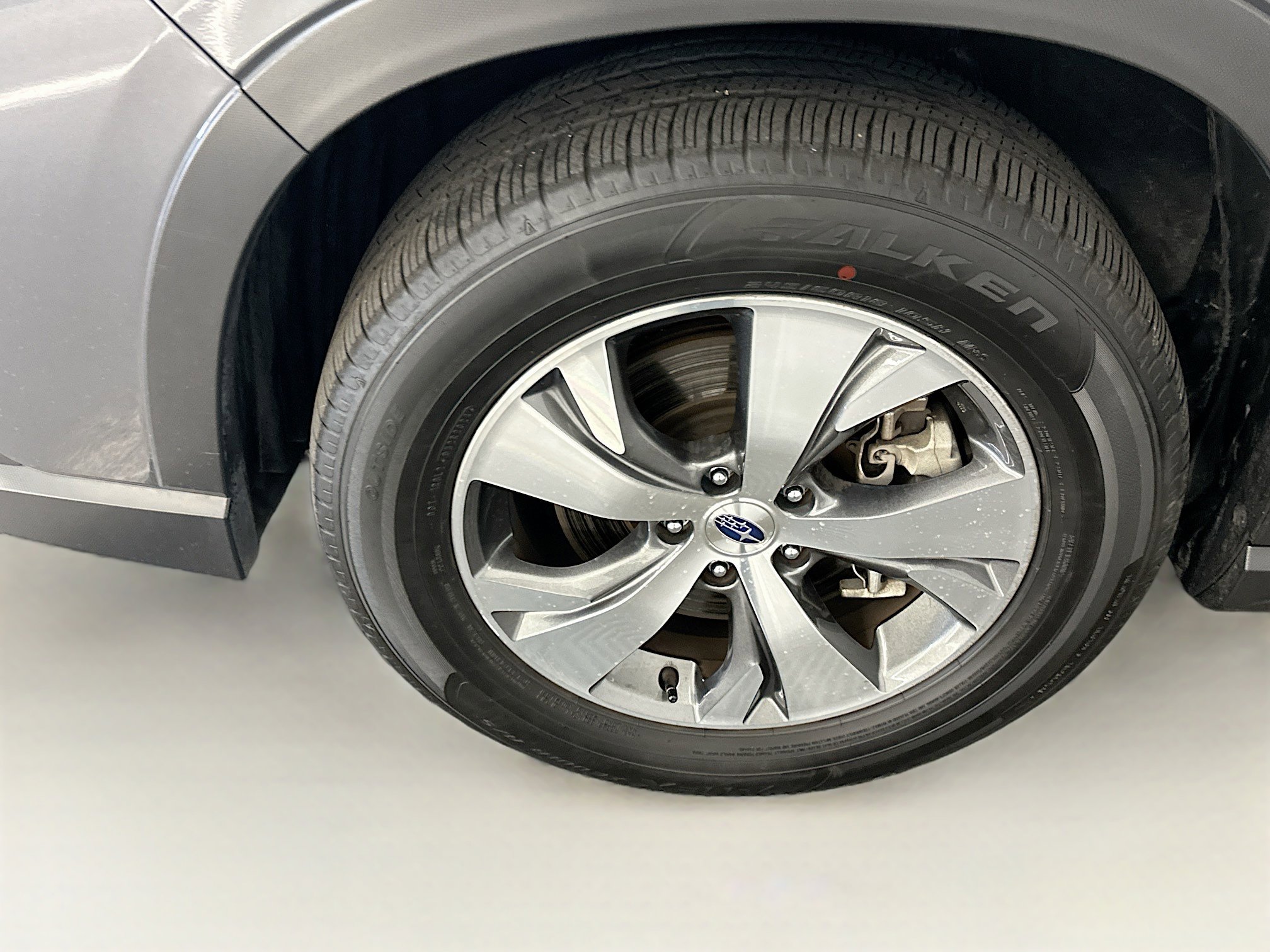 Used 2025 Subaru Ascent Premium image 11