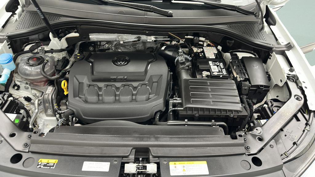Used 2024 Volkswagen Tiguan SE FWD image 22