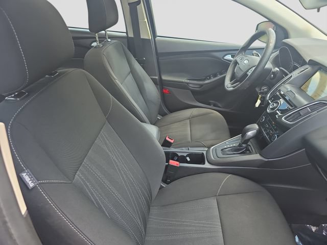 Used 2018 Ford Focus SEL FWD image 10