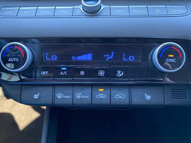 Used 2025 Hyundai Elantra SEL FWD image 9