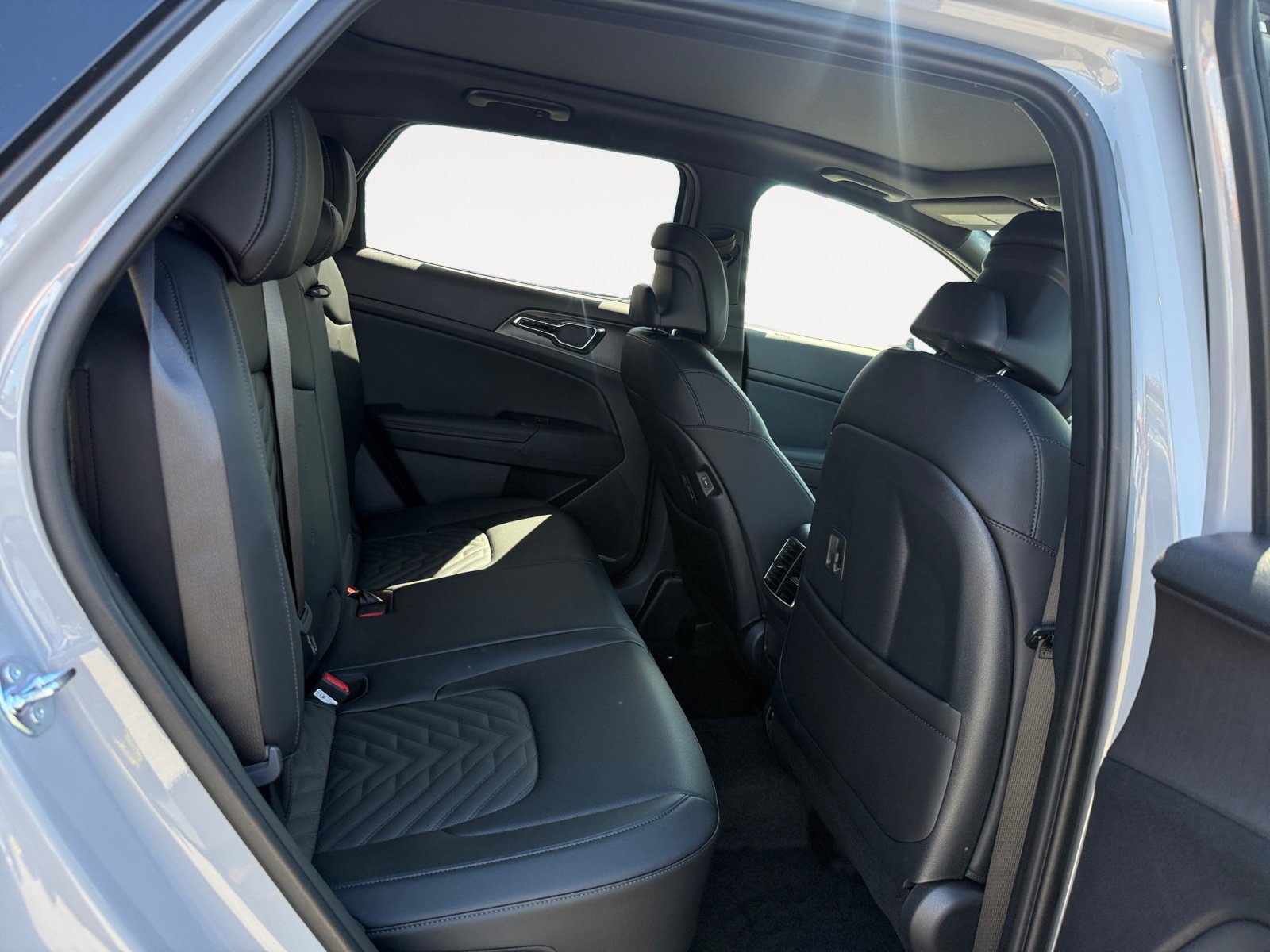 New 2027 Kia Sportage X-Line AWD/4WD image 18