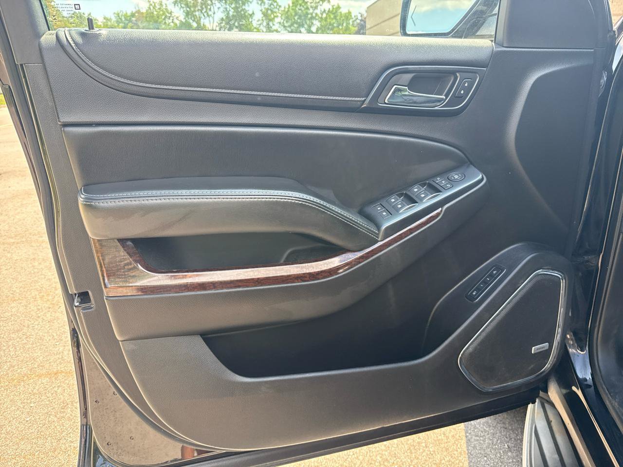 Used 2015 GMC Yukon SLT AWD/4WD image 13