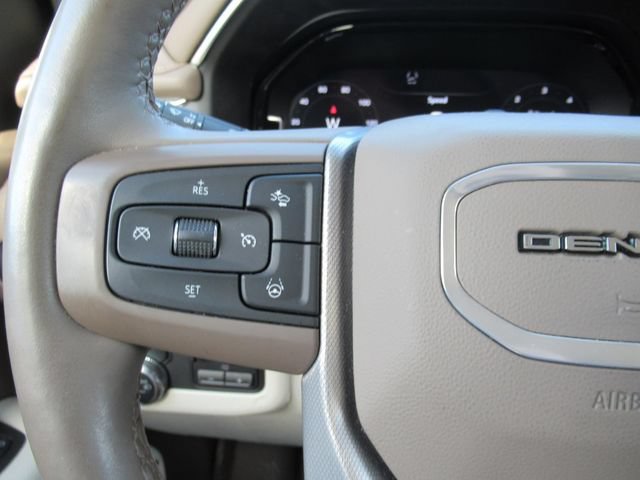 Used 2024 GMC Yukon Denali w/ Denali Reserve Package AWD/4WD image 28