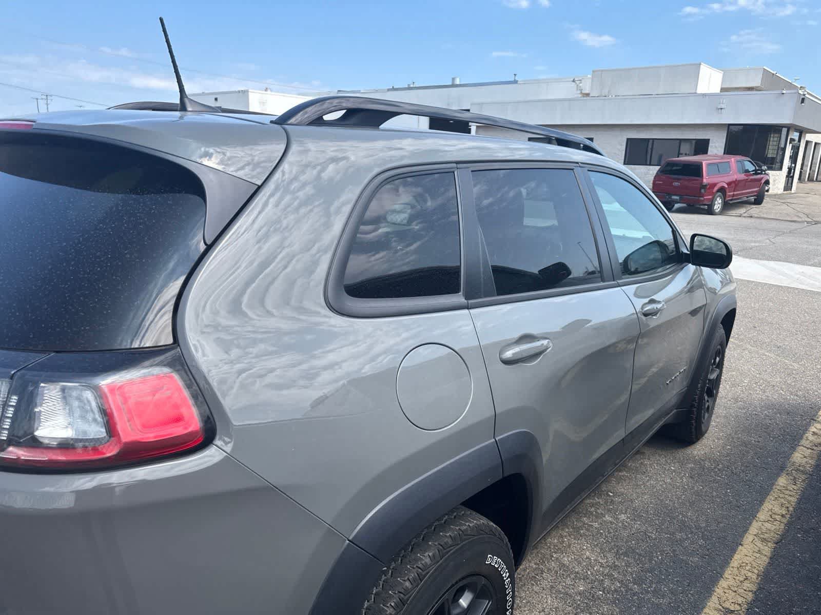 Used 2022 Jeep Cherokee Trailhawk w/ Sound & Nav Group AWD/4WD image 12