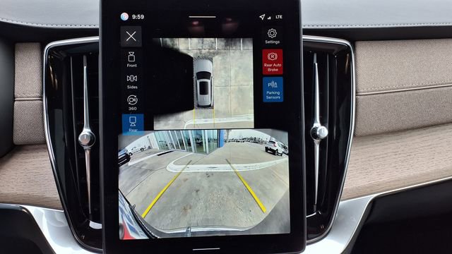 New 2026 Volvo XC90 B6 Plus w/ Protection Package image 26