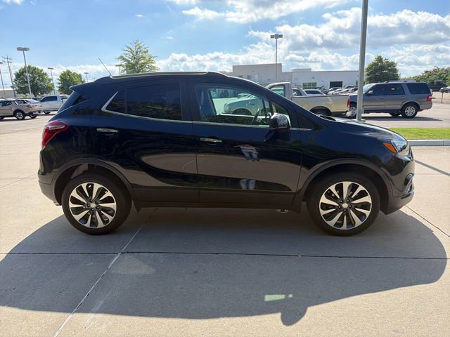 Used 2021 Buick Encore Preferred AWD/4WD image 6
