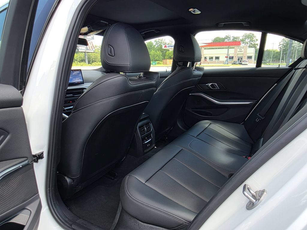 Used 2026 BMW 330i xDrive Sedan AWD/4WD image 13