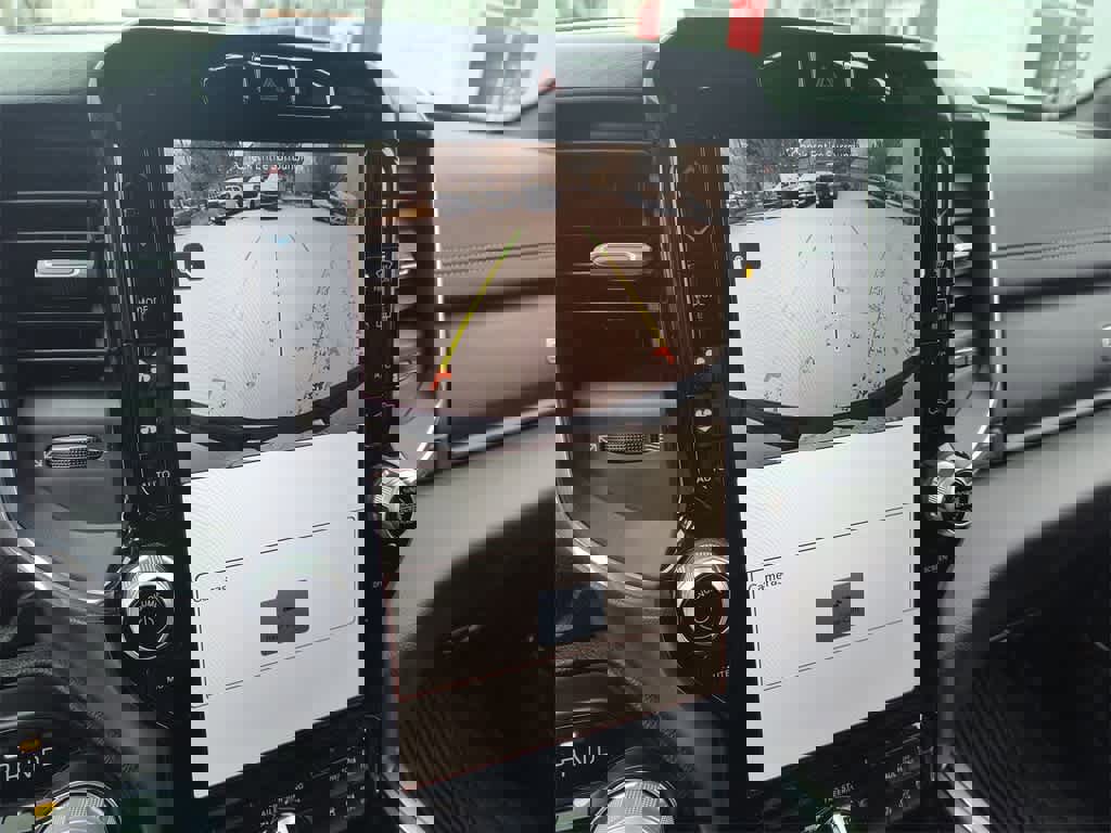 Used 2024 RAM 1500 Laramie image 17