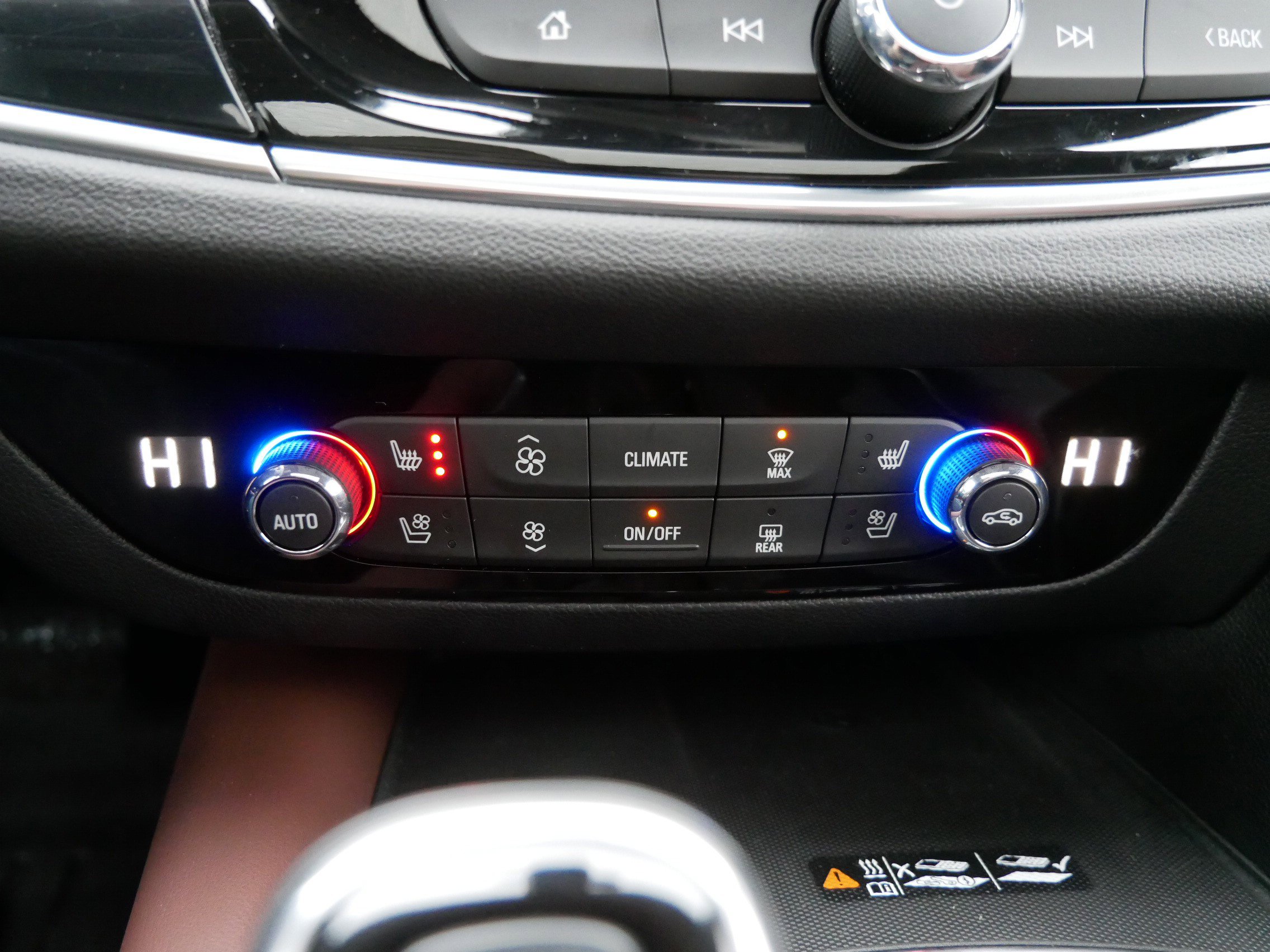 Certified 2021 Buick Enclave Avenir w/ Avenir Technology Package image 22