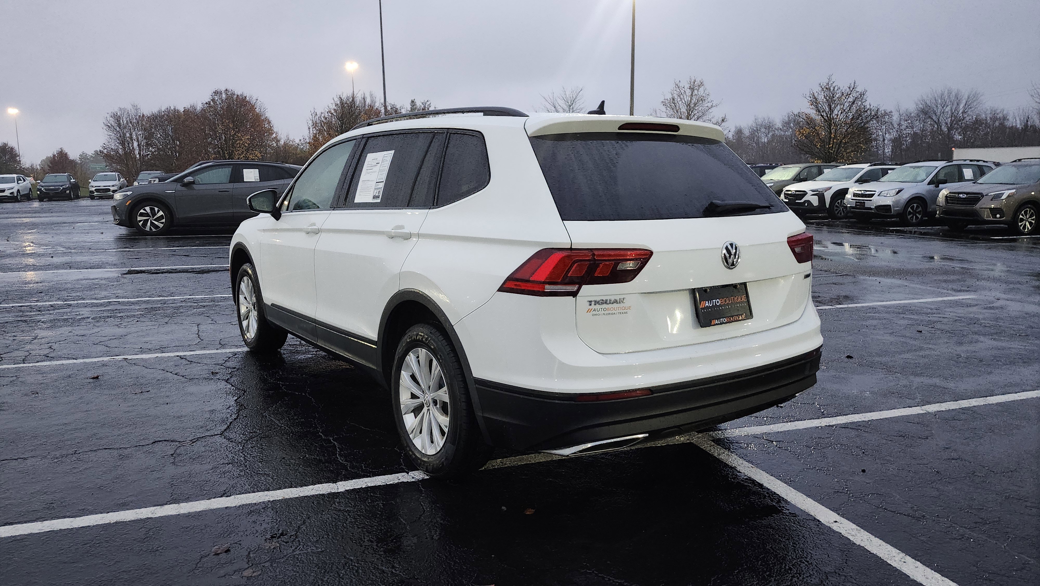 Used 2020 Volkswagen Tiguan S image 12