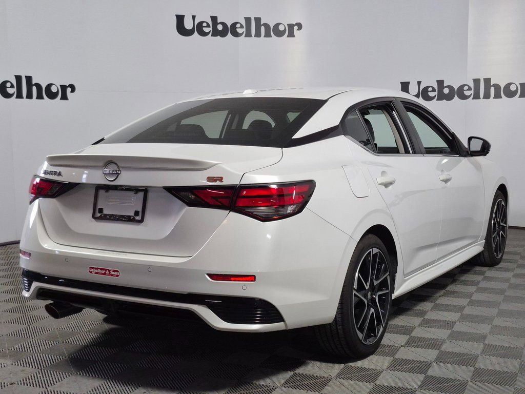 Used 2024 Nissan Sentra SR w/ SR Premium Package image 7