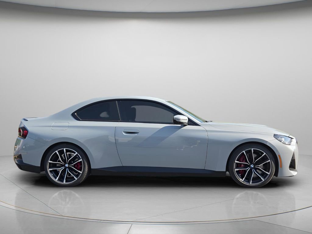 Used 2024 BMW 230i Coupe w/ Premium Package RWD image 9