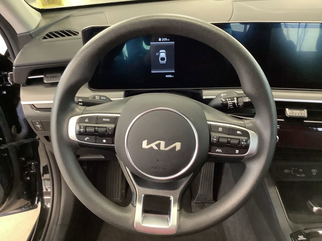 Certified 2025 Kia K5 LXS FWD image 19
