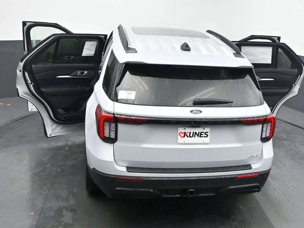 New 2026 Ford Explorer ST-Line w/ ST-Line Street Pack image 63