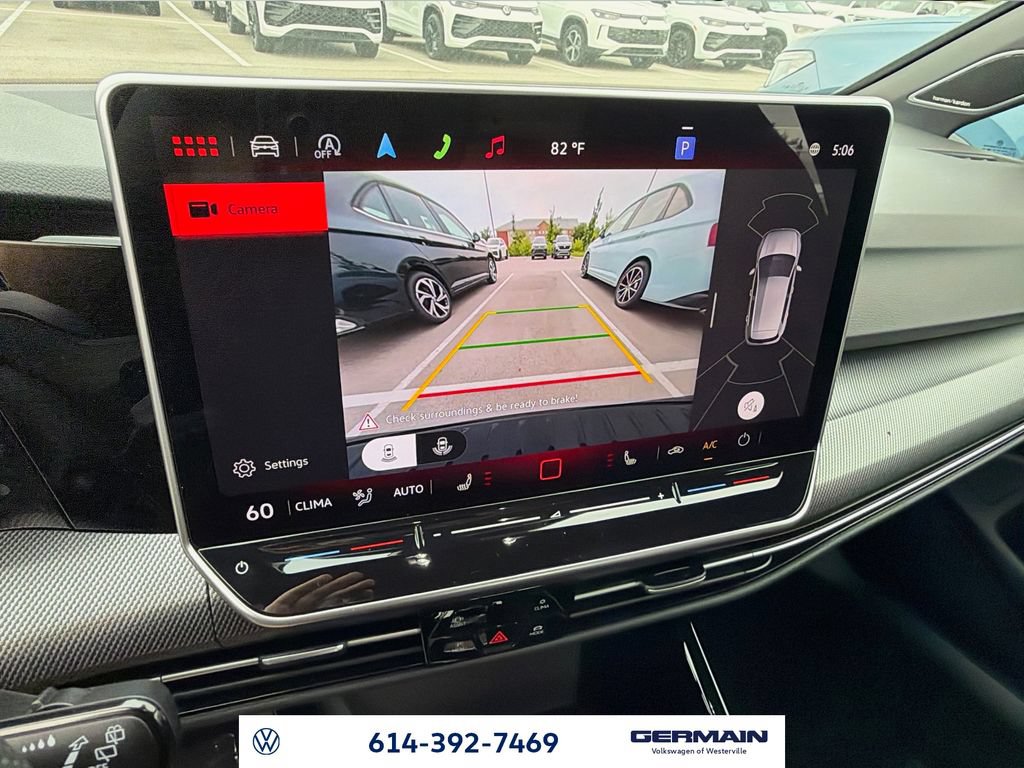 New 2026 Volkswagen GTI SE FWD image 24