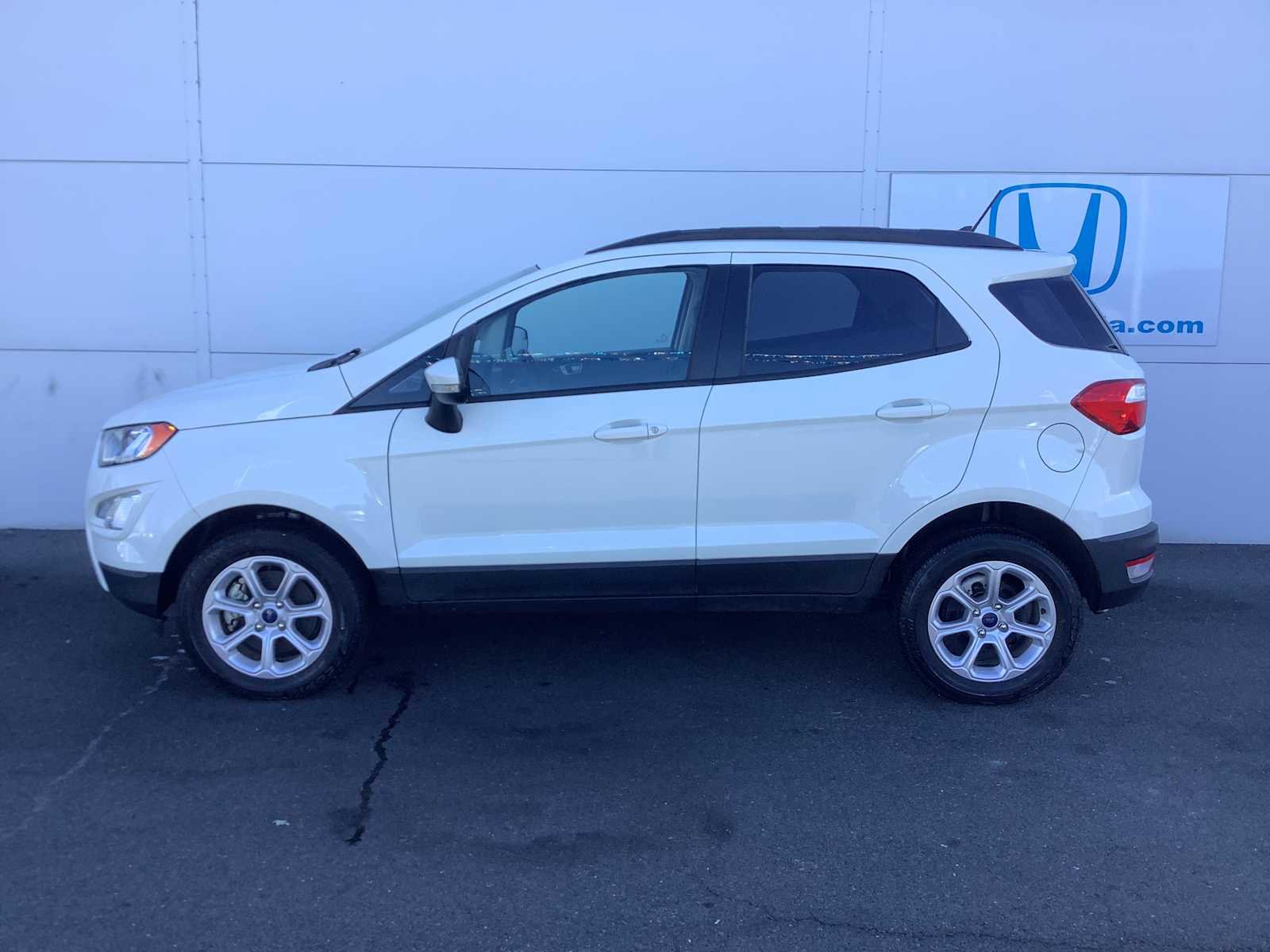 Used 2022 Ford EcoSport SE image 3