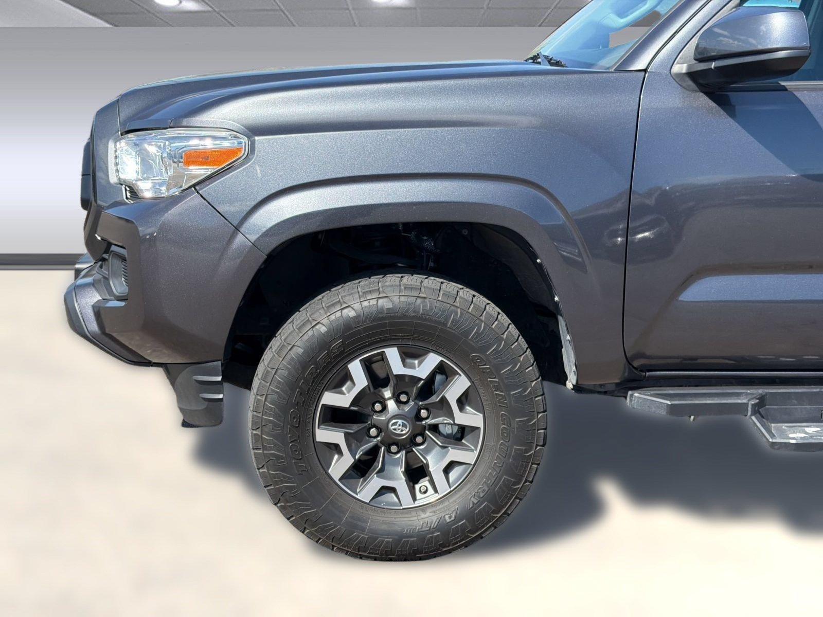 Used 2020 Toyota Tacoma SR AWD/4WD image 24