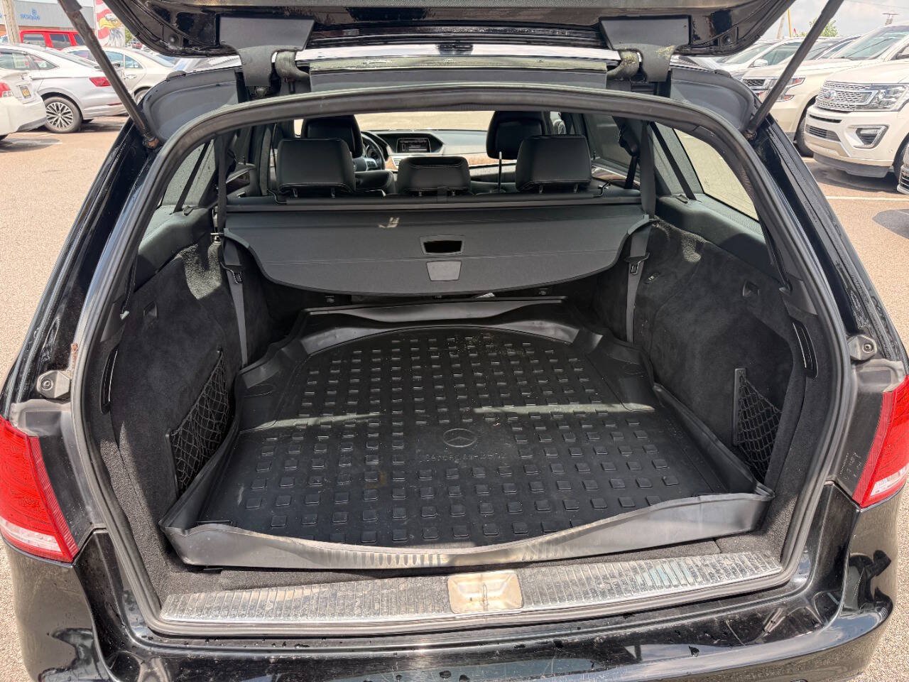 Used 2014 Mercedes-Benz E 350 4MATIC Wagon w/ Premium 1 Package image 28