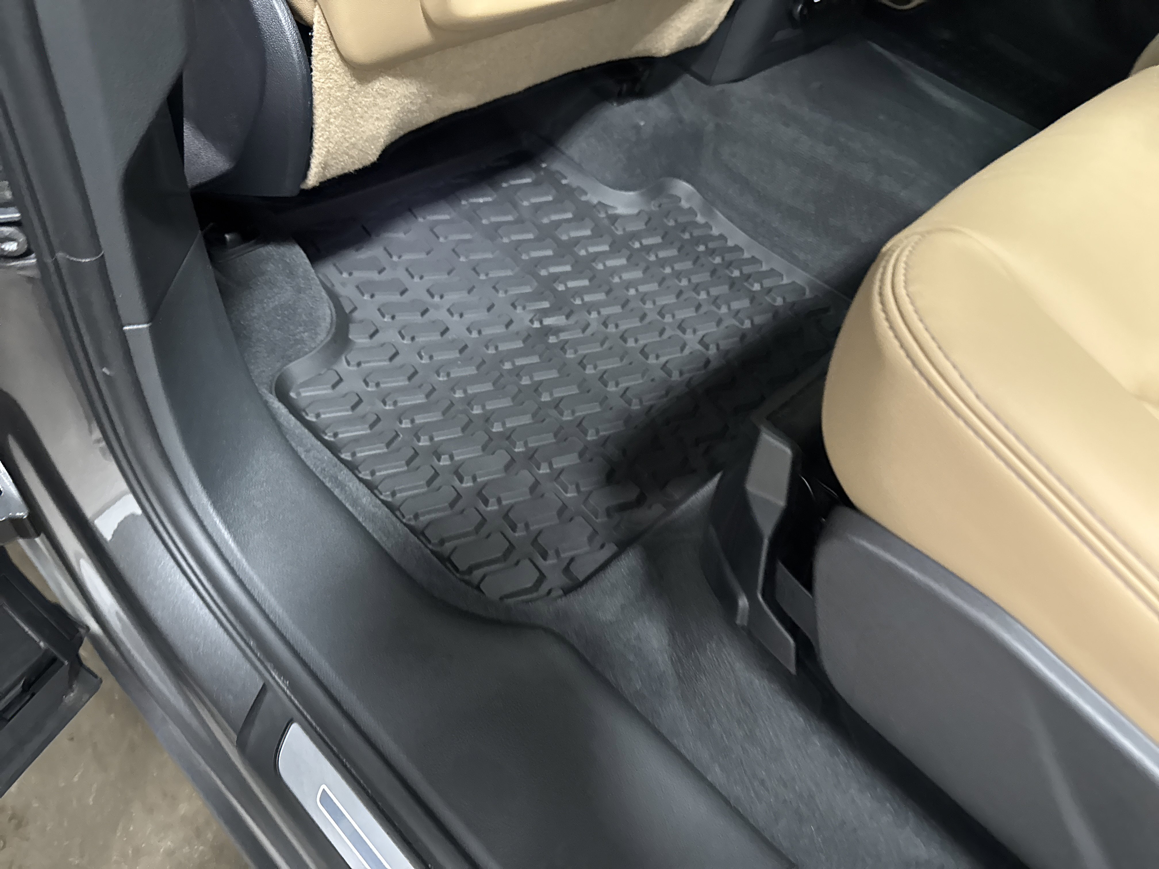 Used 2025 Audi Q7 3.0T Premium Plus image 29