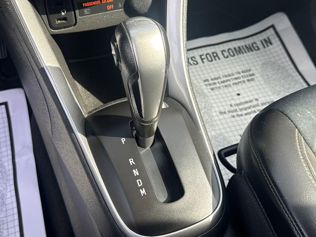 Used 2019 Chevrolet Trax LT w/ LT Convenience Package FWD image 43