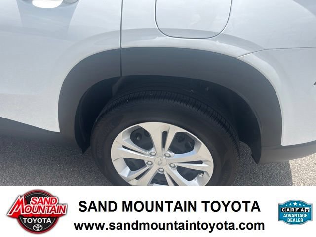 Used 2025 Chevrolet Trax LS FWD image 10