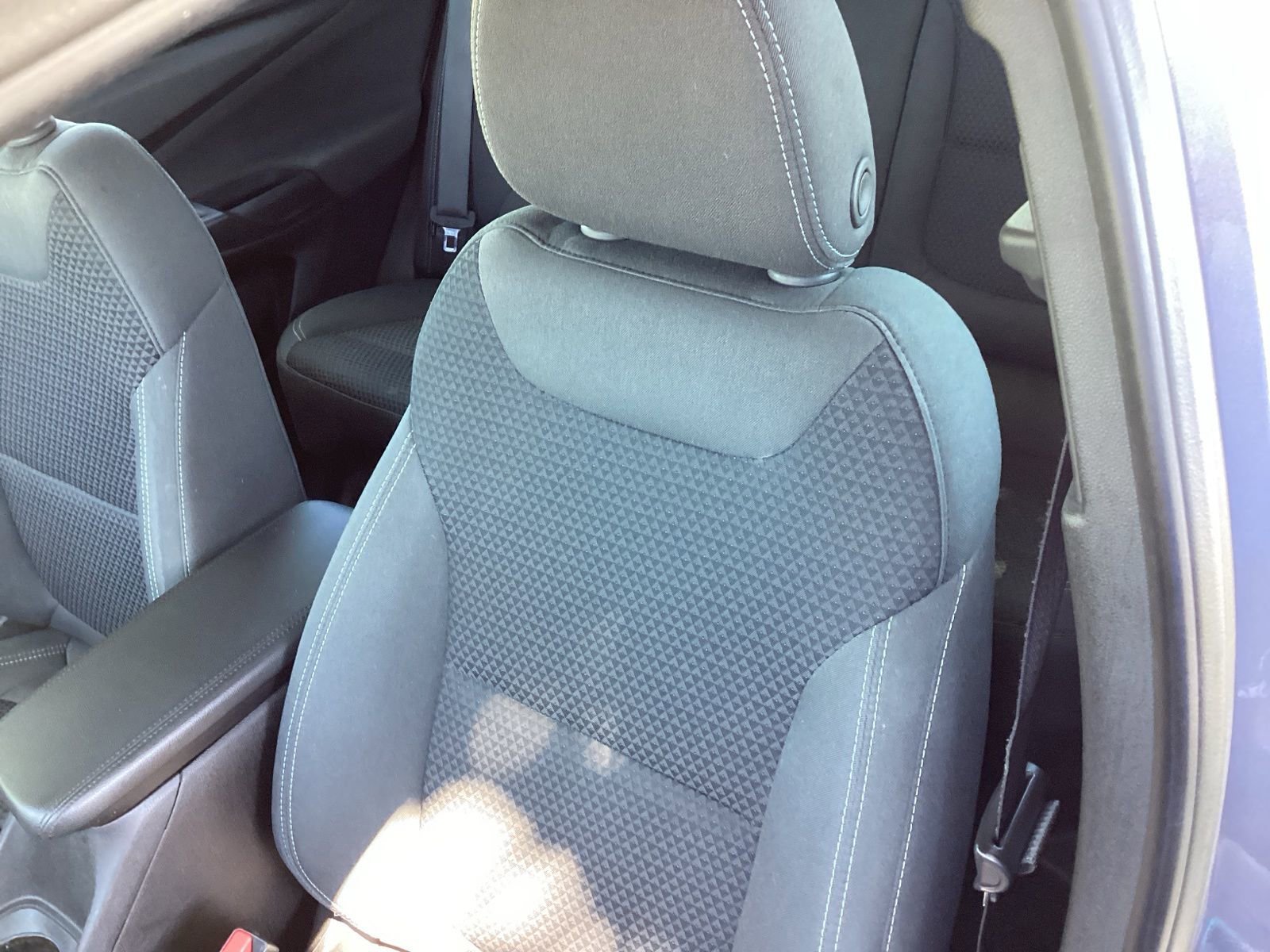 Used 2023 Chevrolet Bolt EUV LT w/ Driver Confidence Package image 11