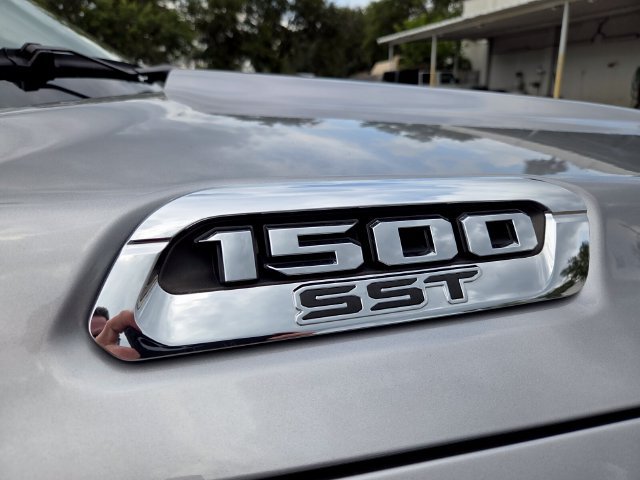 Certified 2025 RAM 1500 Big Horn AWD/4WD image 7