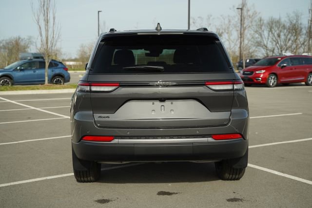 New 2026 Jeep Grand Cherokee Altitude AWD/4WD image 6