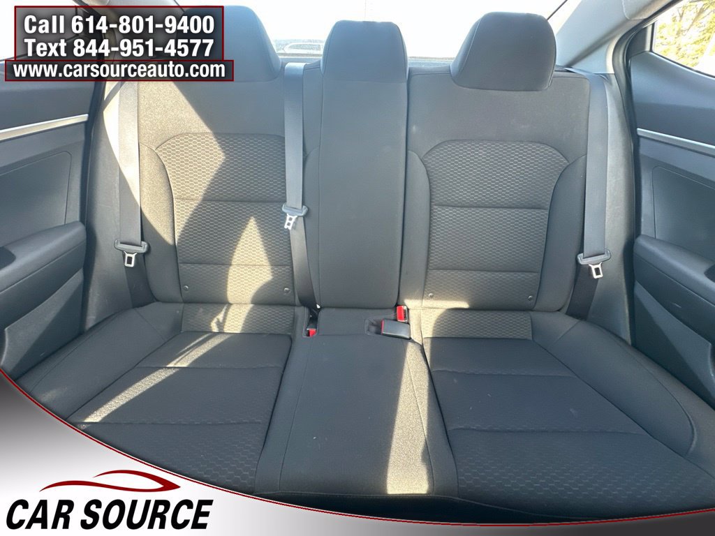 Used 2020 Hyundai Elantra SE w/ Cargo Package (C1) FWD image 25