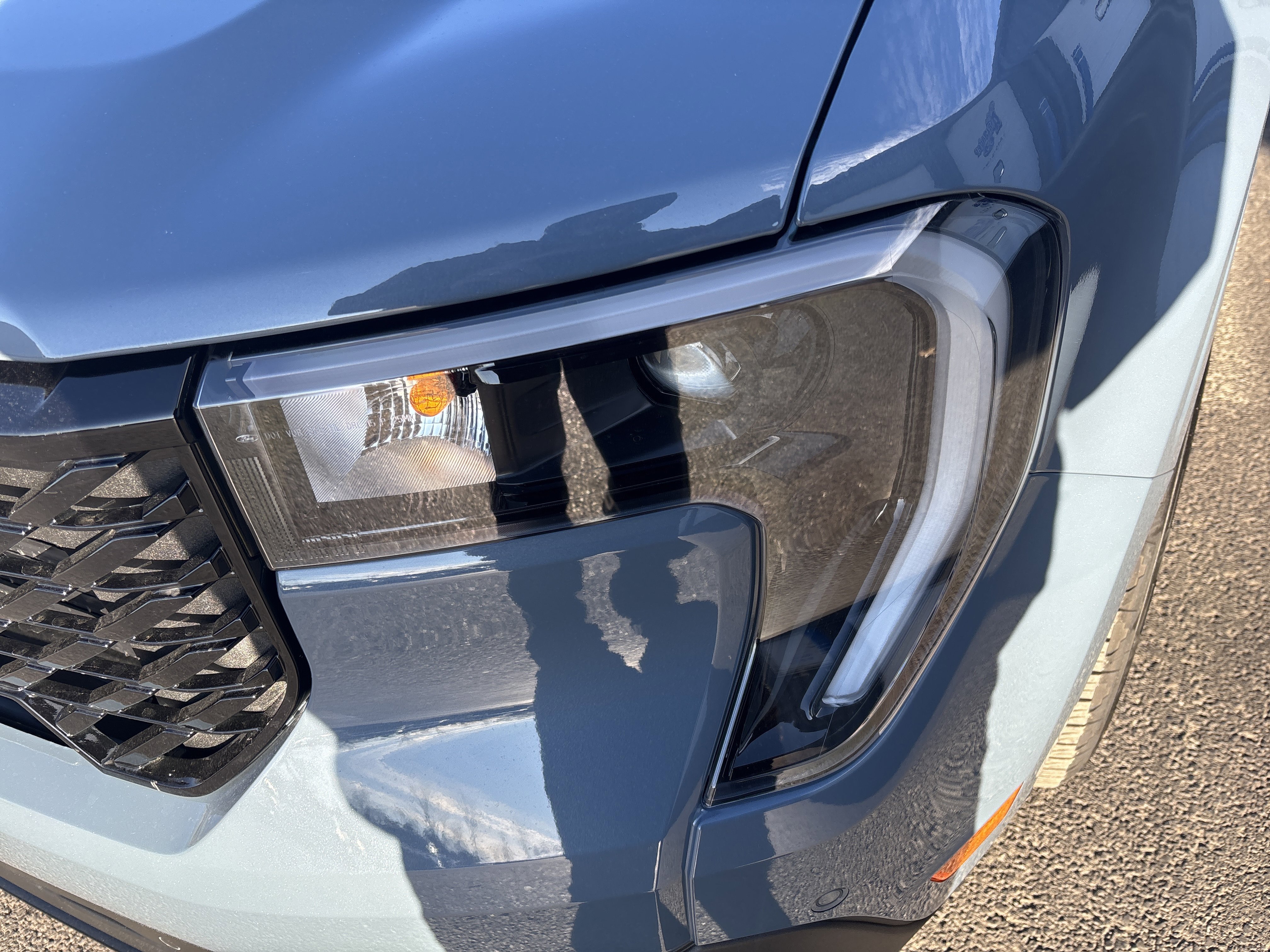 New 2025 Ford Maverick Lariat w/ Black Appearance Package image 10