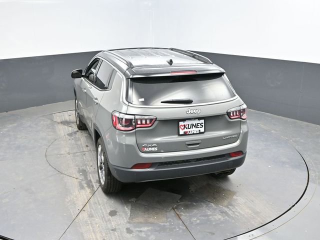 Used 2021 Jeep Compass Limited image 42