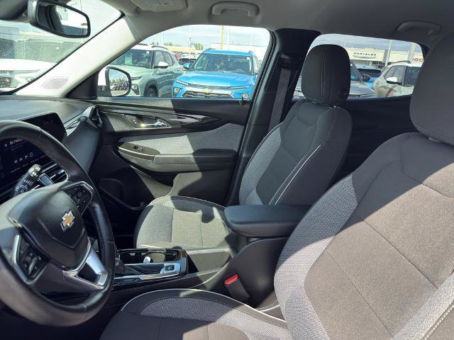 Used 2024 Chevrolet TrailBlazer LT w/ Convenience Package AWD/4WD image 27