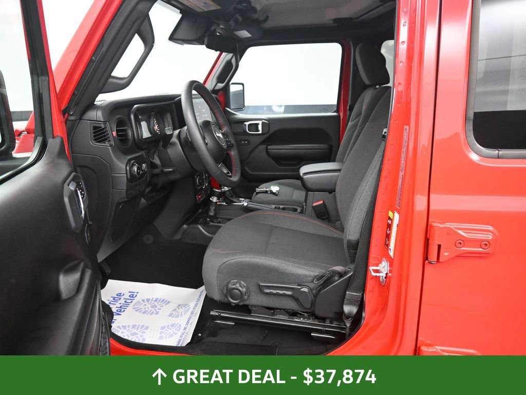 Used 2024 Jeep Wrangler Unlimited Rubicon image 30