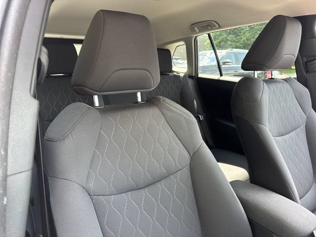Used 2024 Toyota Corolla Cross LE FWD image 22