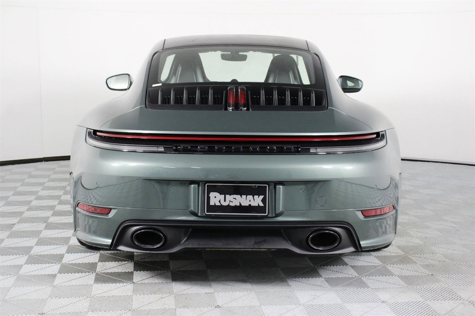 New 2026 Porsche 911 Carrera T image 6